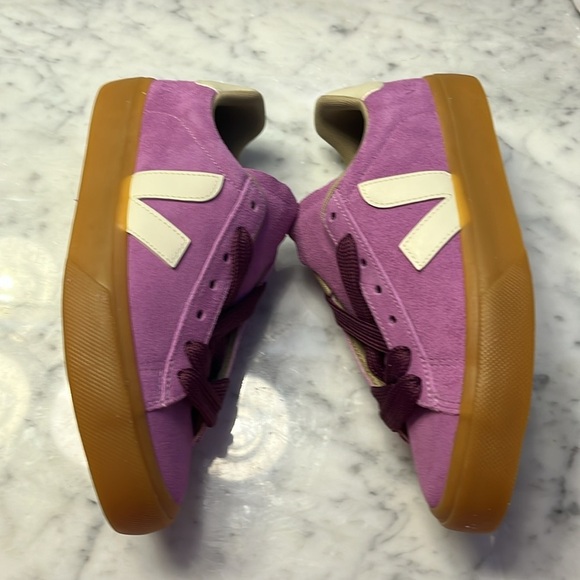 Free People x VEJA Campo Bold Sneakers Size 6 NIB - Picture 9 of 16